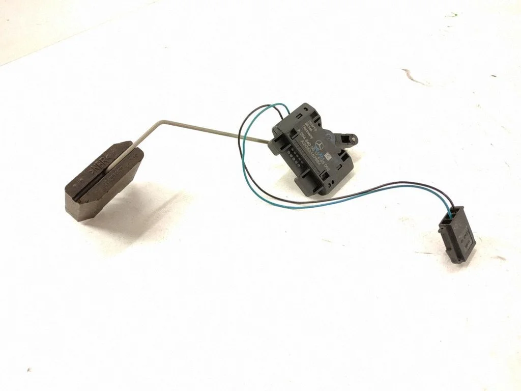 Fuel level sensor – Mercedes-Benz C-Class AMG W204 (2007-2014)
