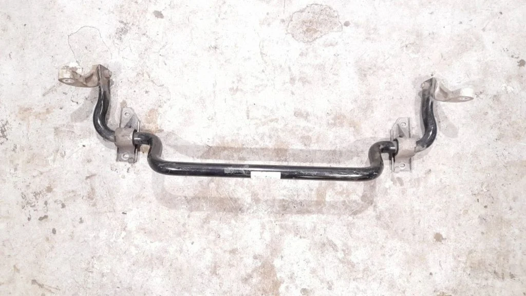 Stabilizator przedni – przód