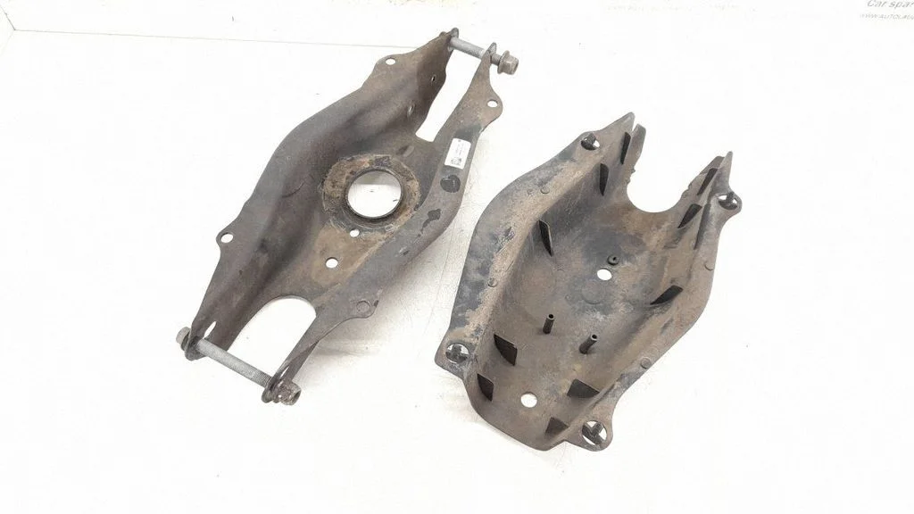 Rear control arm 2053522000