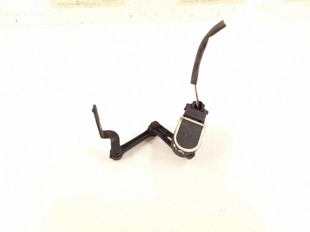 Rear air suspension level height sensor 0045429918 – Mercedes-Benz GLS-Class X166 (2015-2019)