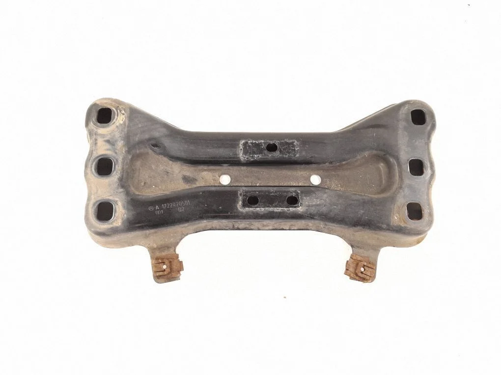 Gearbox mounting bracket 1722420501 – Mercedes-Benz SLK-Class R172 (2011-2017)
