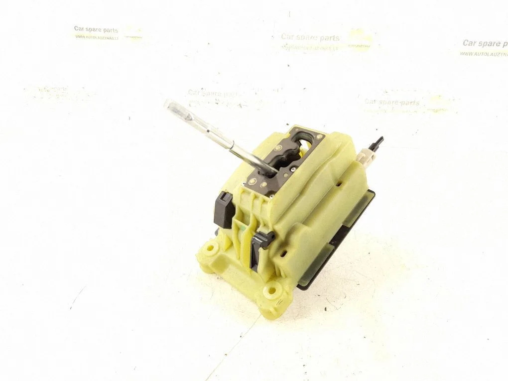 Gear selector mechanism 2112673124