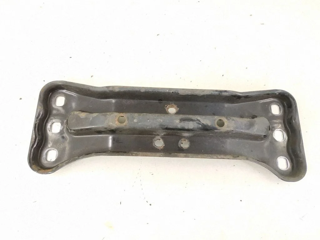 Gearbox mounting bracket A2042422201