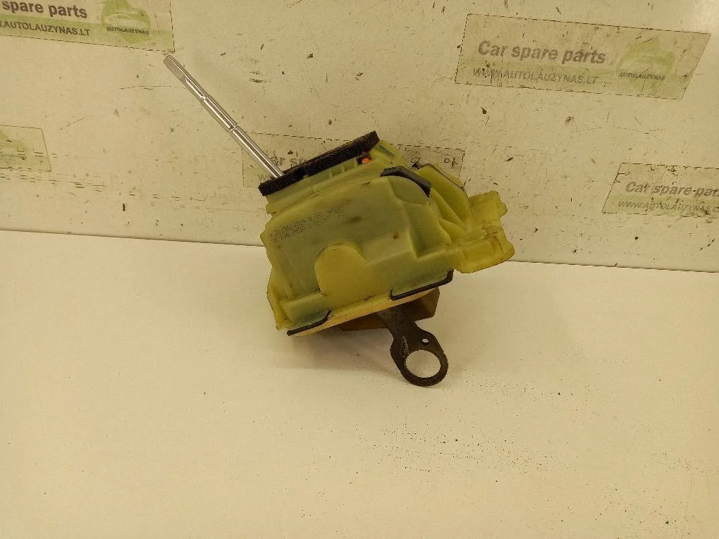 Pārnesumu pārslēgšanas mehānisms (kulise) 2112674224