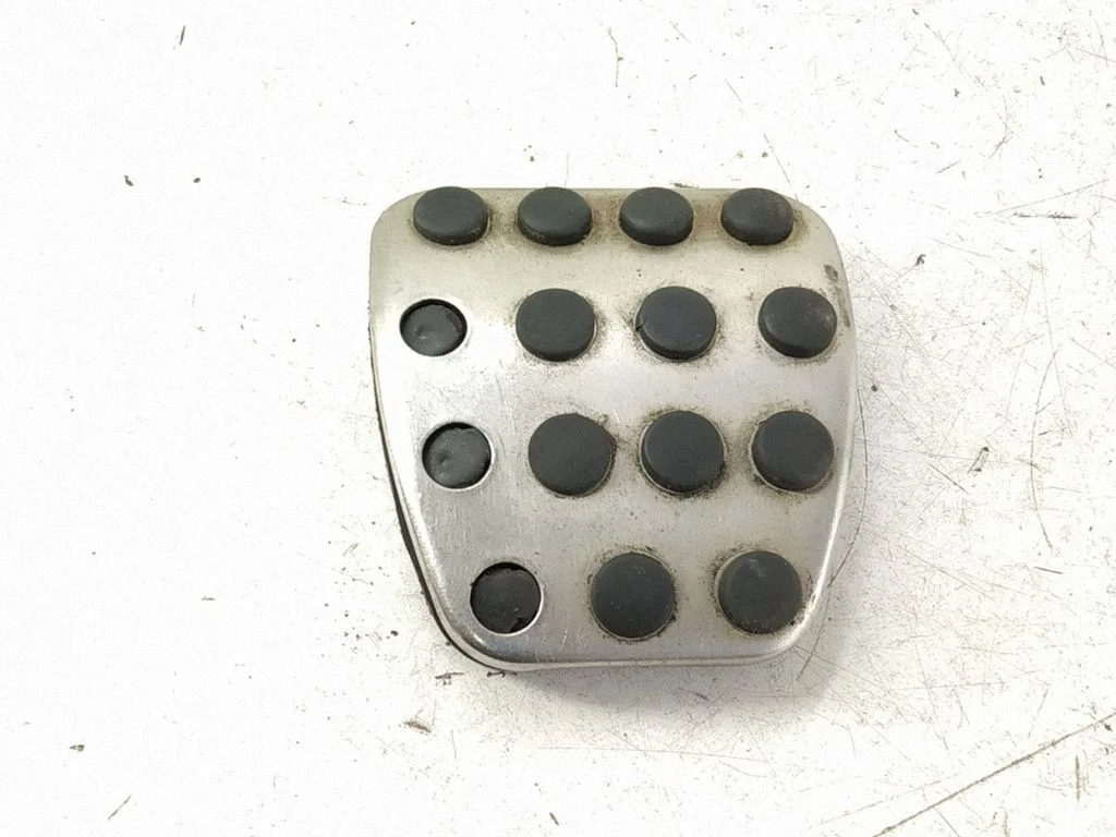 Pedał sprzęgła 1702900282