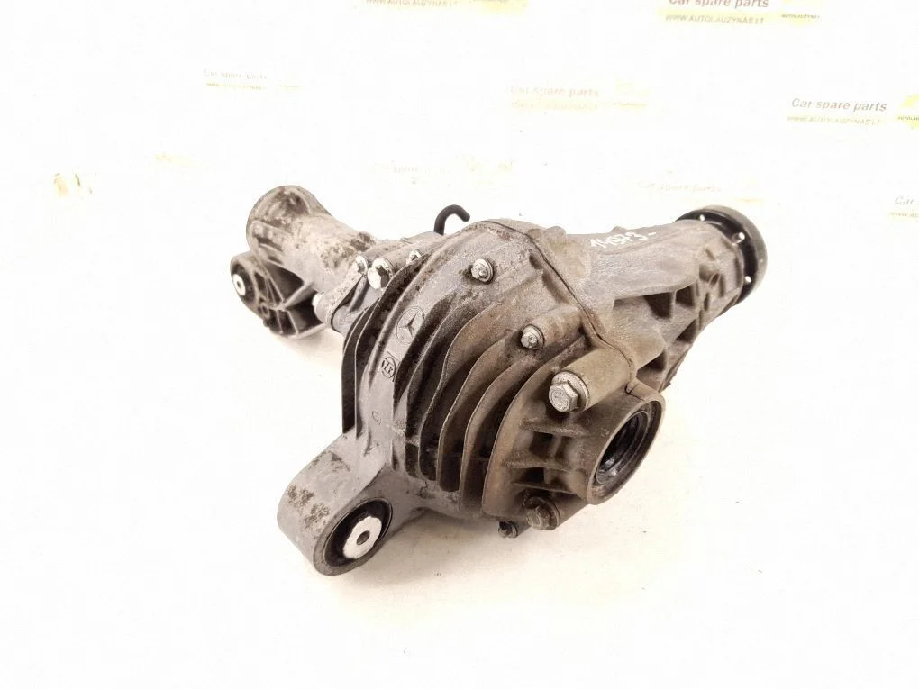 Front differential 1643302502