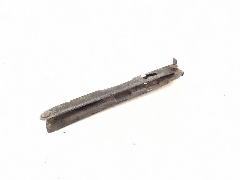 Esistange kinnitusklamber 2198800214 – Mercedes-Benz CLS-klass C219 (2003-2011)