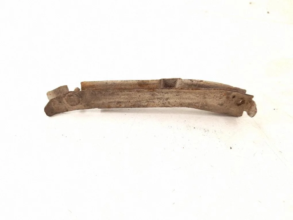 Priekšējā bampera turētājs 2518801214
