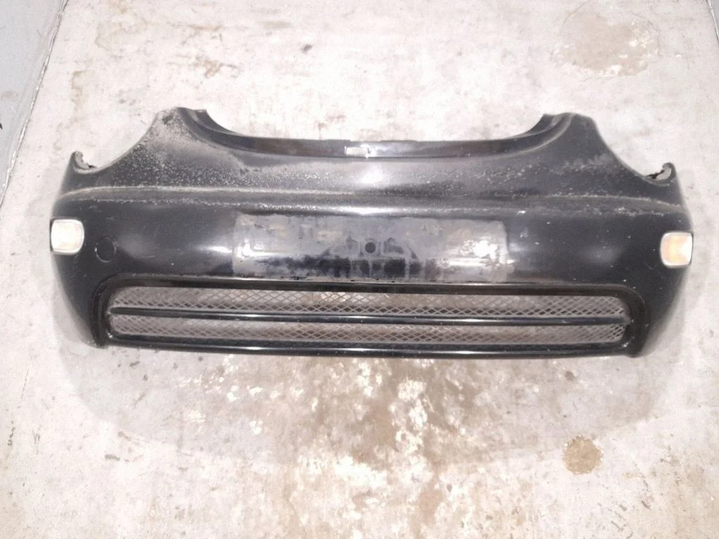 Priekšējais bamperis 1C0807221E