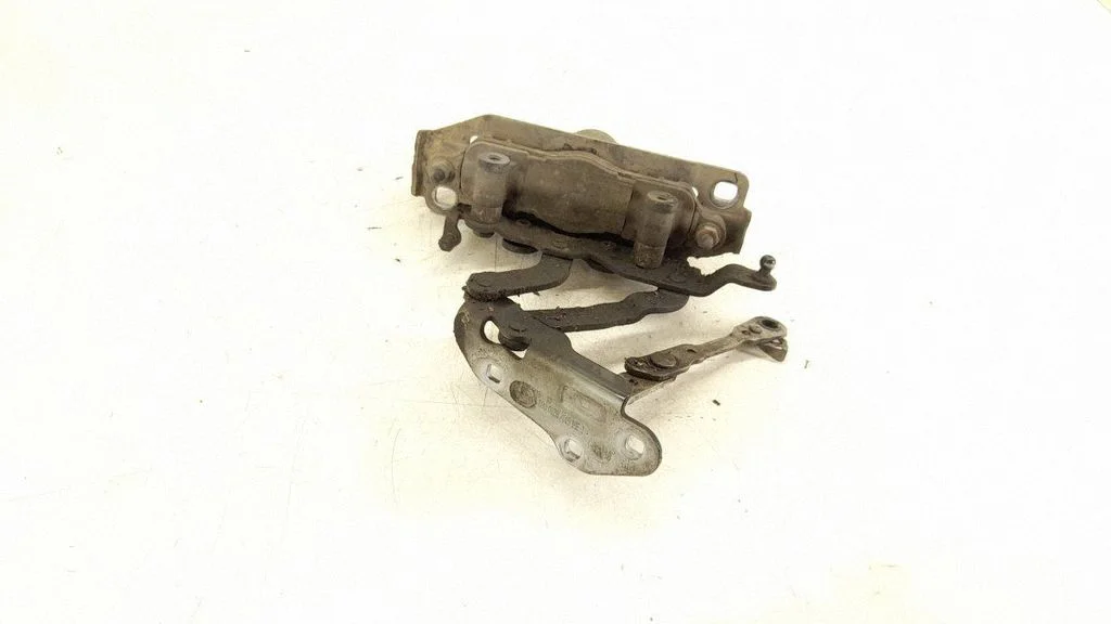 Engine bonnet/hood hinges 2048870110