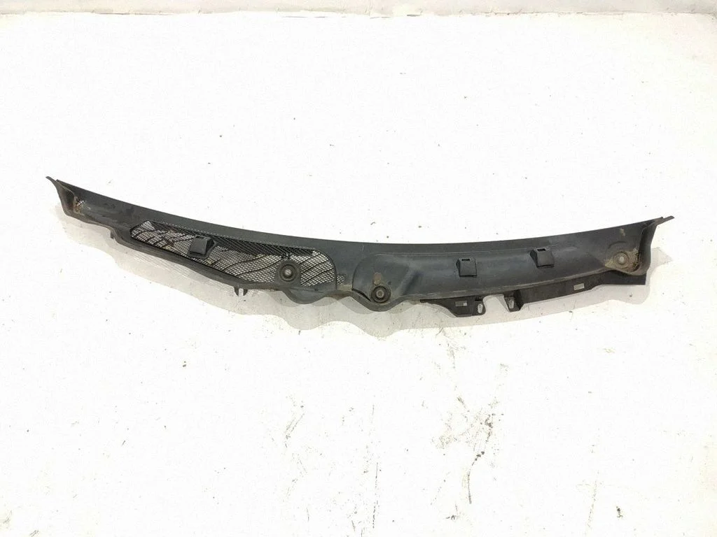 Wiper trim 2048300013