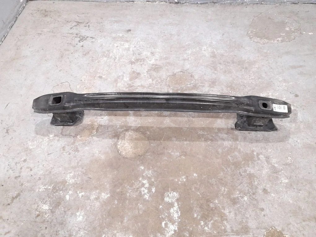 Rear bumper cross member 2056100414