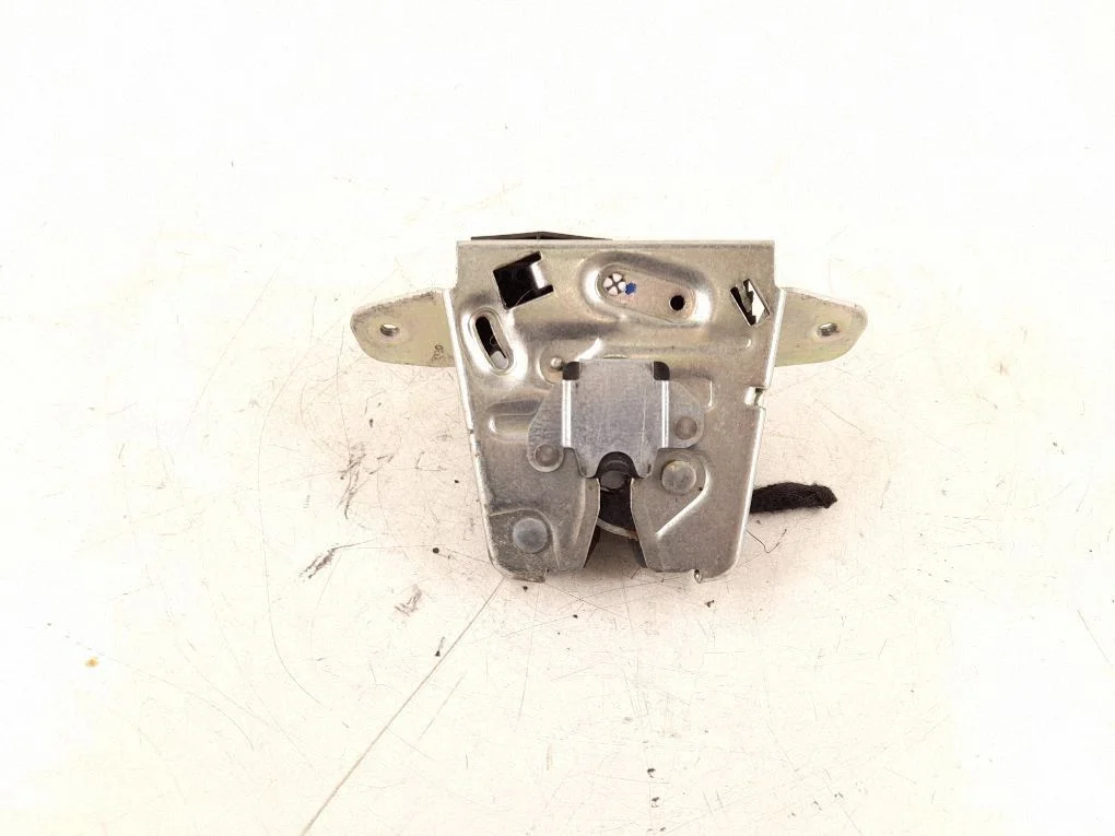 Tailgate/trunk/boot lock/catch/latch 2047400535