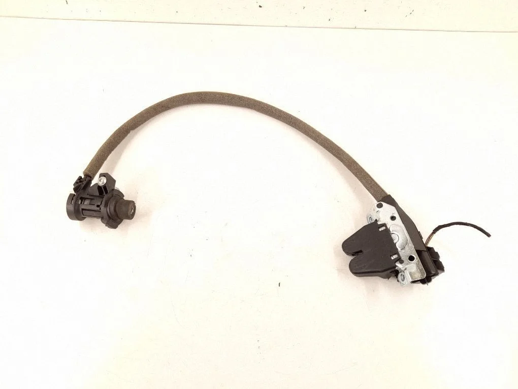 Tailgate/trunk/boot lock/catch/latch 2047500185
