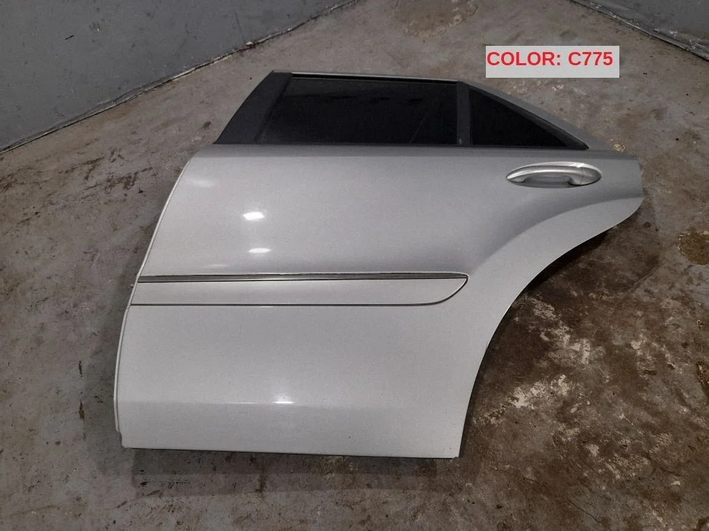 Rear door 1647300705