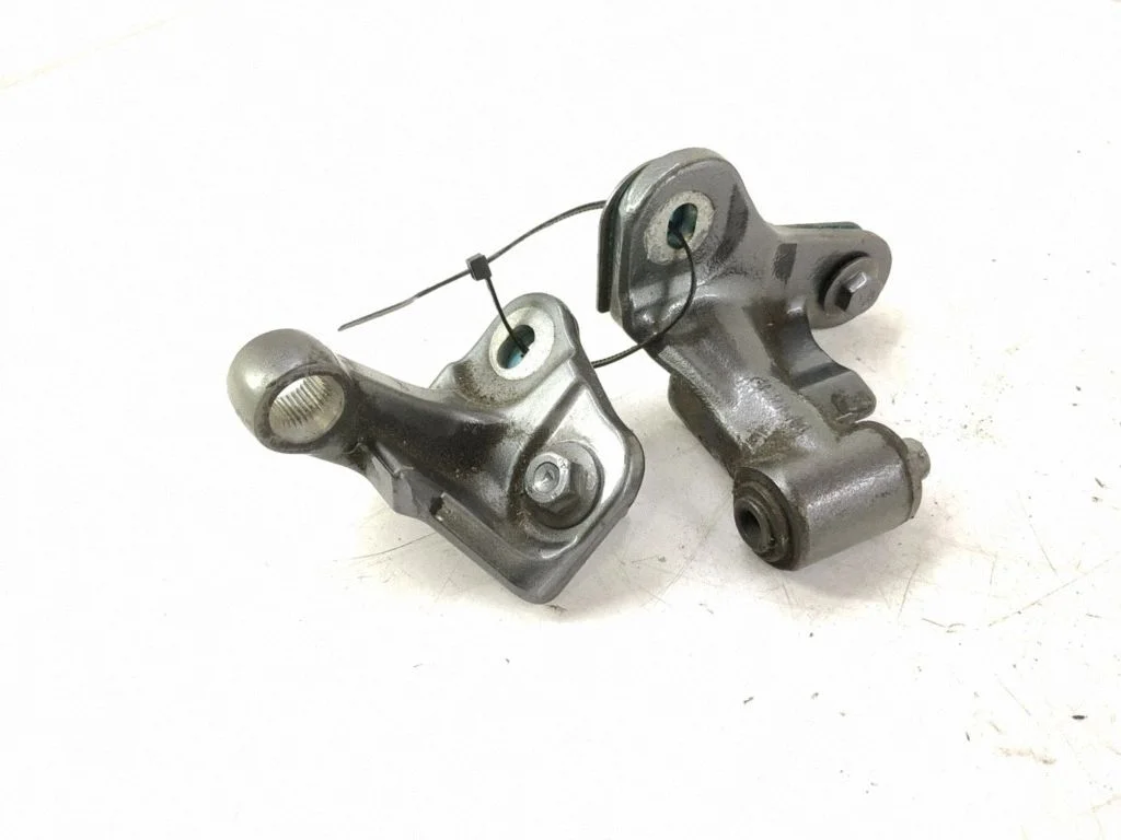 Rear door lower hinge 2467300337