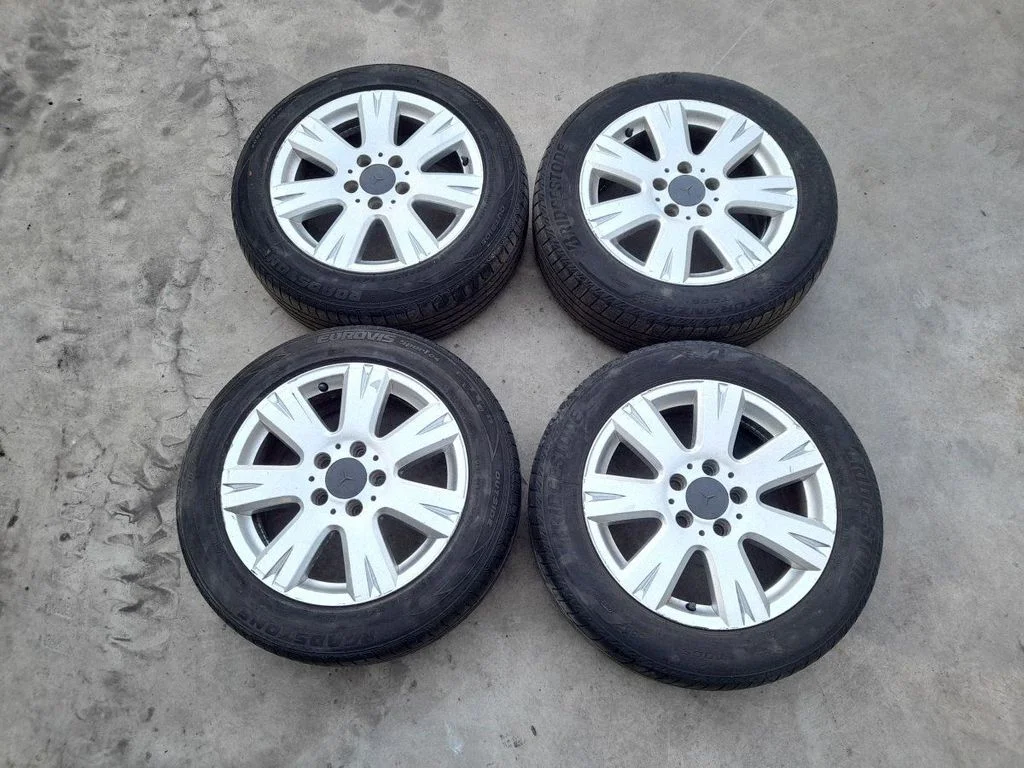 R16 lengvojo lydinio ratlankis (-iai)