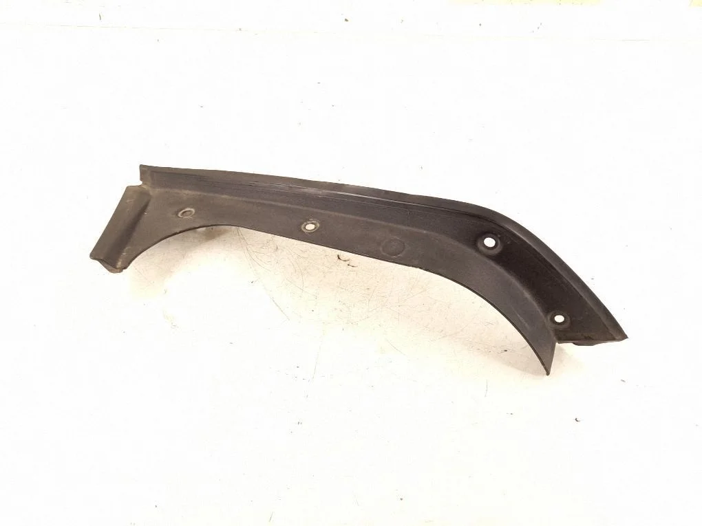 Loading door rubber seal (on body) 2076930233 – Mercedes-Benz E-Class C207 W207 (2009-2017)