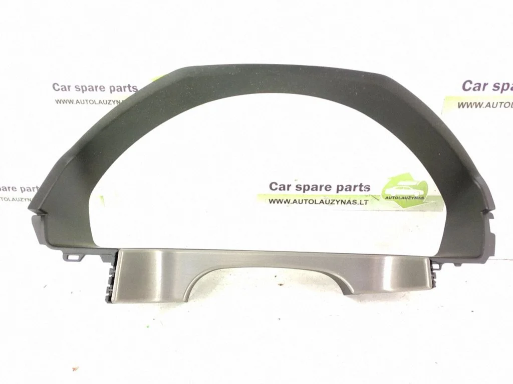 Dashboard trim – Mercedes-Benz E-Class W212 (2009-2016)