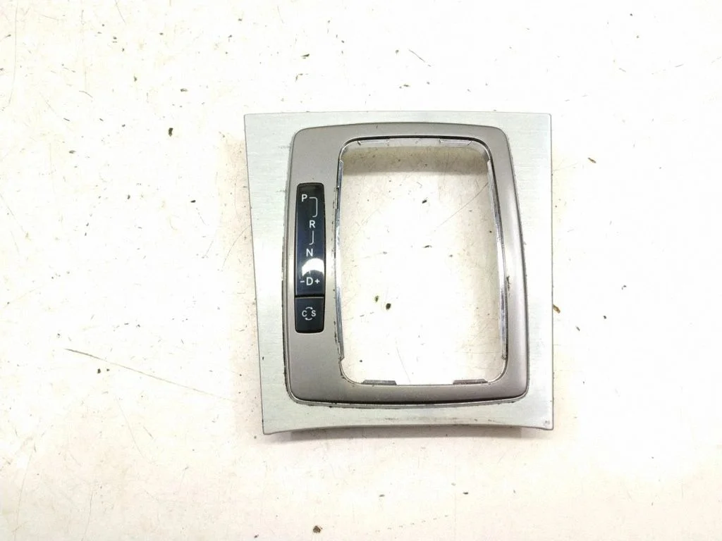 Gear shifter surround trim plastic 2046800190