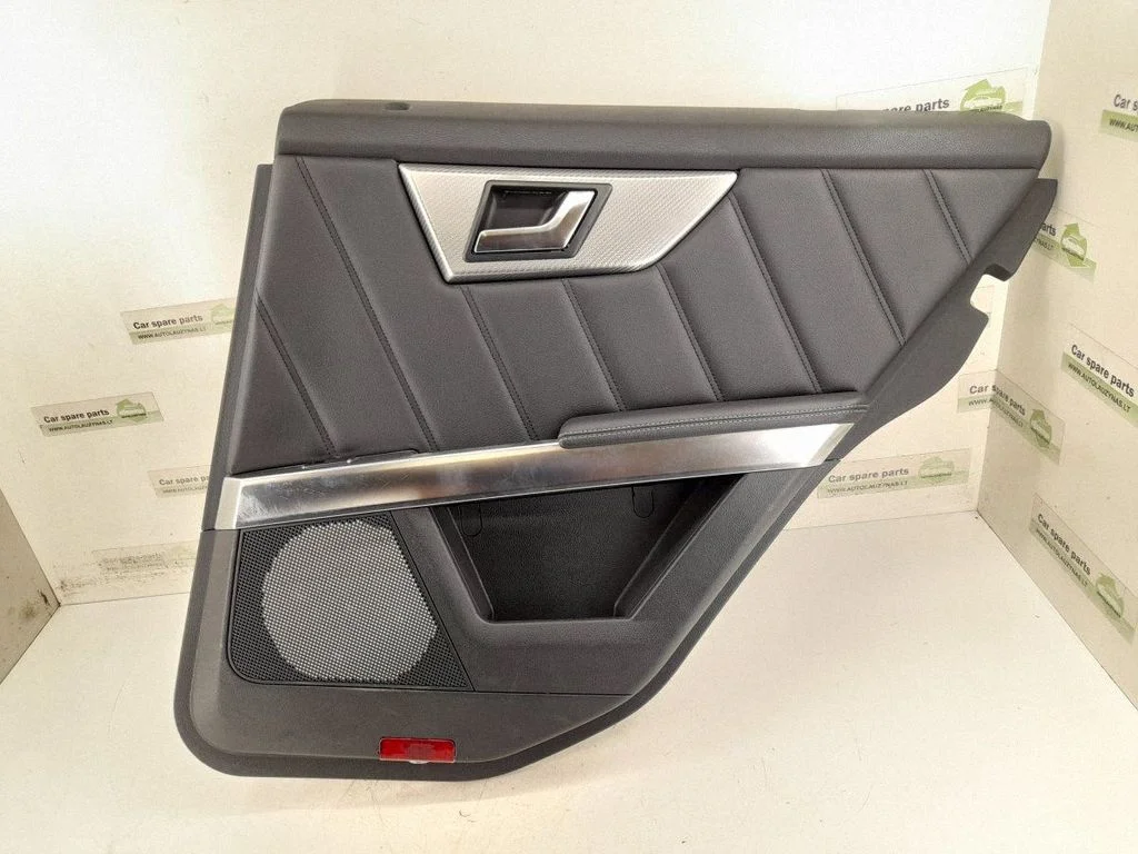 Rear door card panel trim 2047303000
