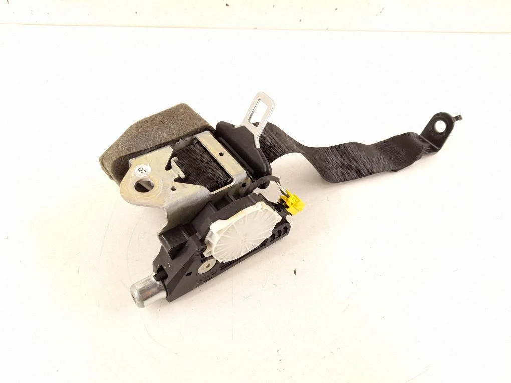 Rear seatbelt 2128605685