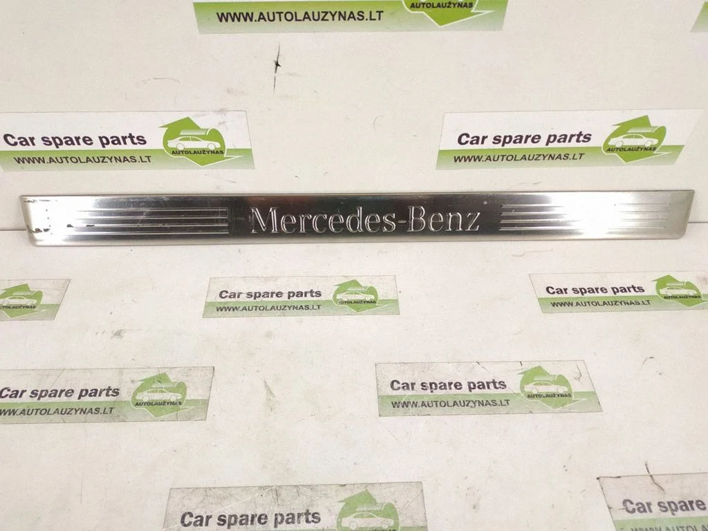 Listwa progowa przednia (wewnętrzna) – Mercedes-Benz Klasa E W212 (2009-2016)