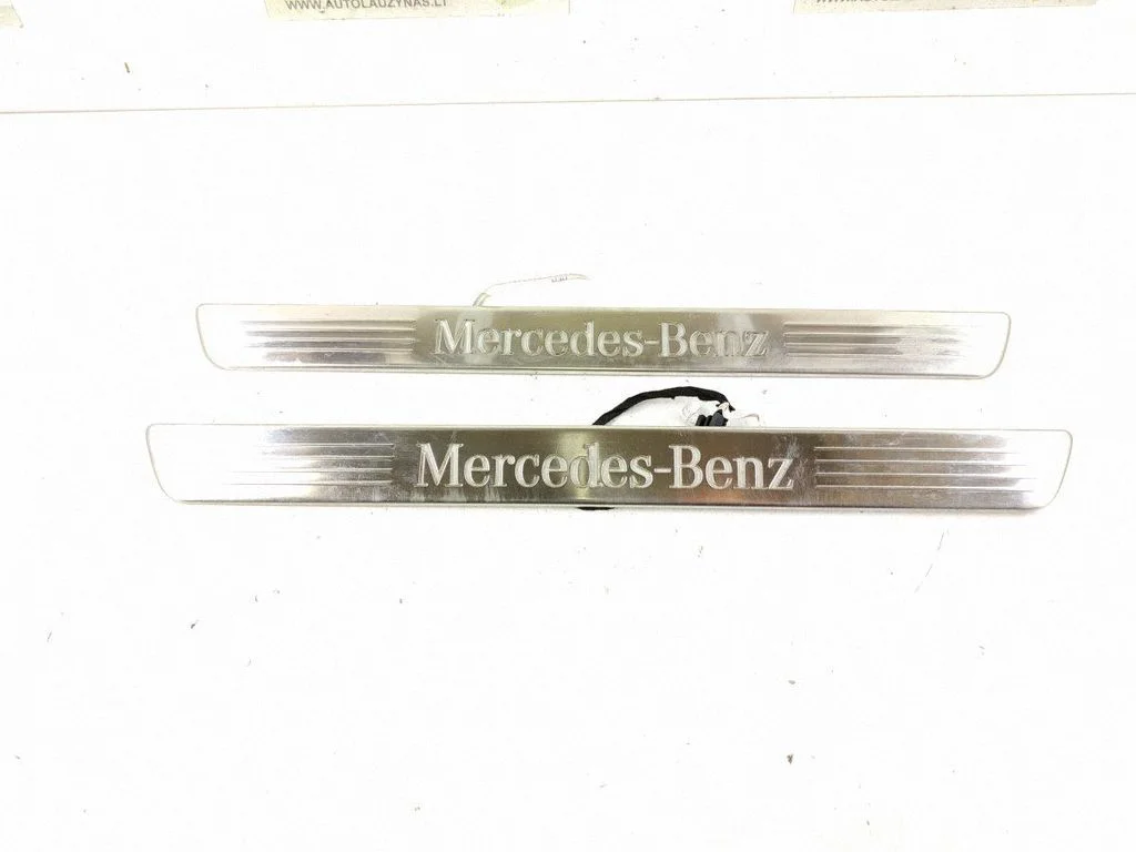 Listwa progowa przednia (wewnętrzna) 2466805300 – Mercedes-Benz Klasa CLA C117 X117 W117 (2013-2019)