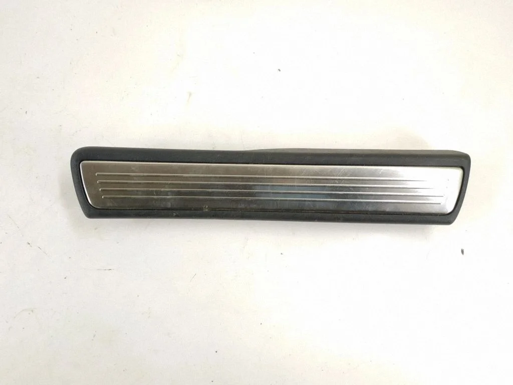 Rear sill trim cover 2226801035