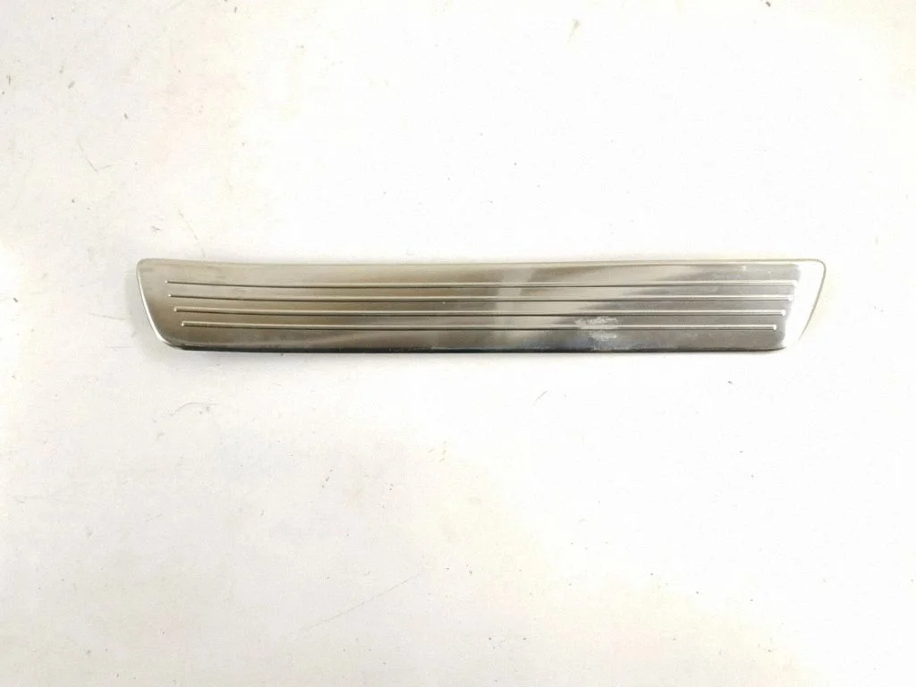 Rear sill trim cover 2226801435