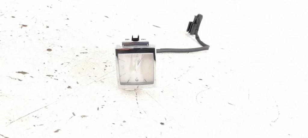 Clock 2218270370 – Mercedes-Benz S-Class W221 (2005-2013)