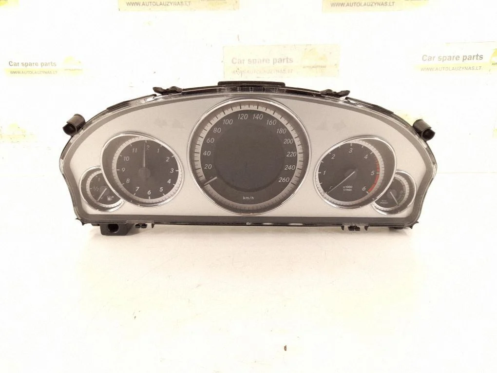 Speedometer (instrument cluster) 2129002014