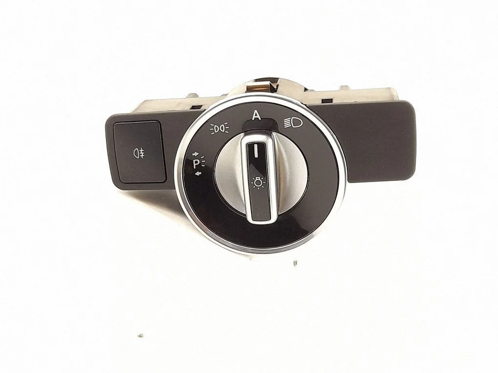 Light switch 2129050551