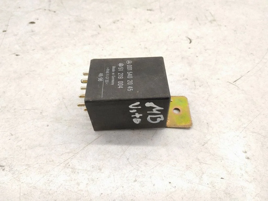 Other relay A0015402045