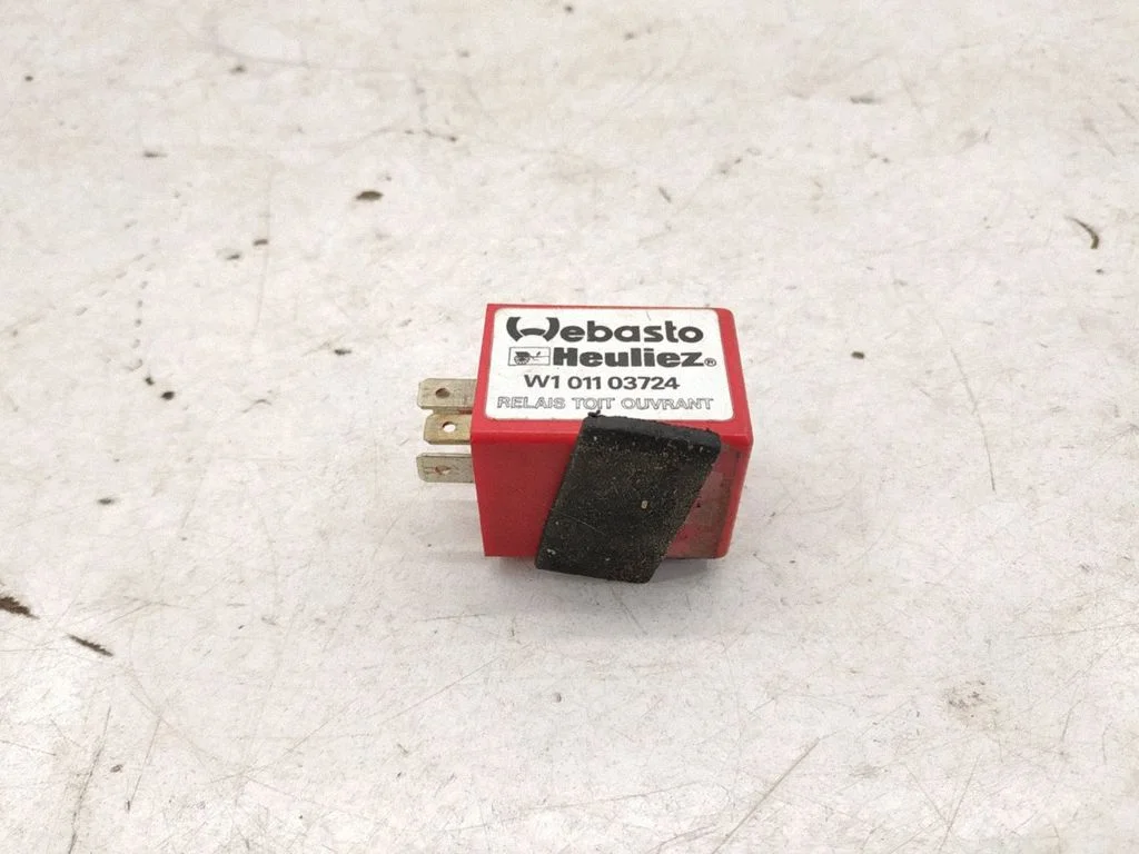 Other relay W101103724