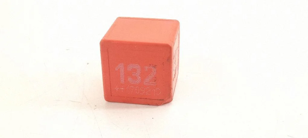 Cruise control relay 0009821923