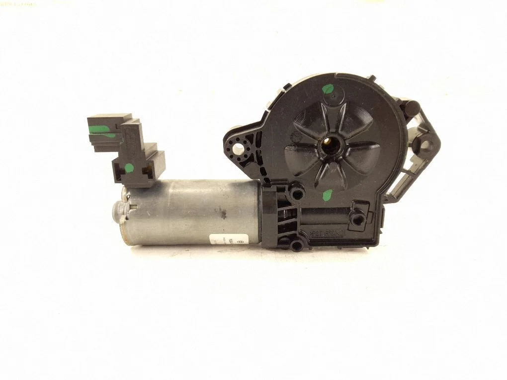 Sunroof motor/actuator – Mercedes-Benz C-Class W205 (2014-2021)