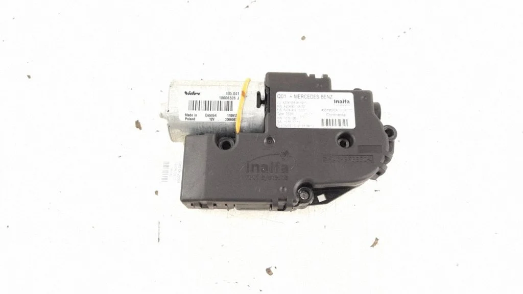 Sunroof motor/actuator – Mercedes-Benz C-Class AMG W204 (2007-2014)