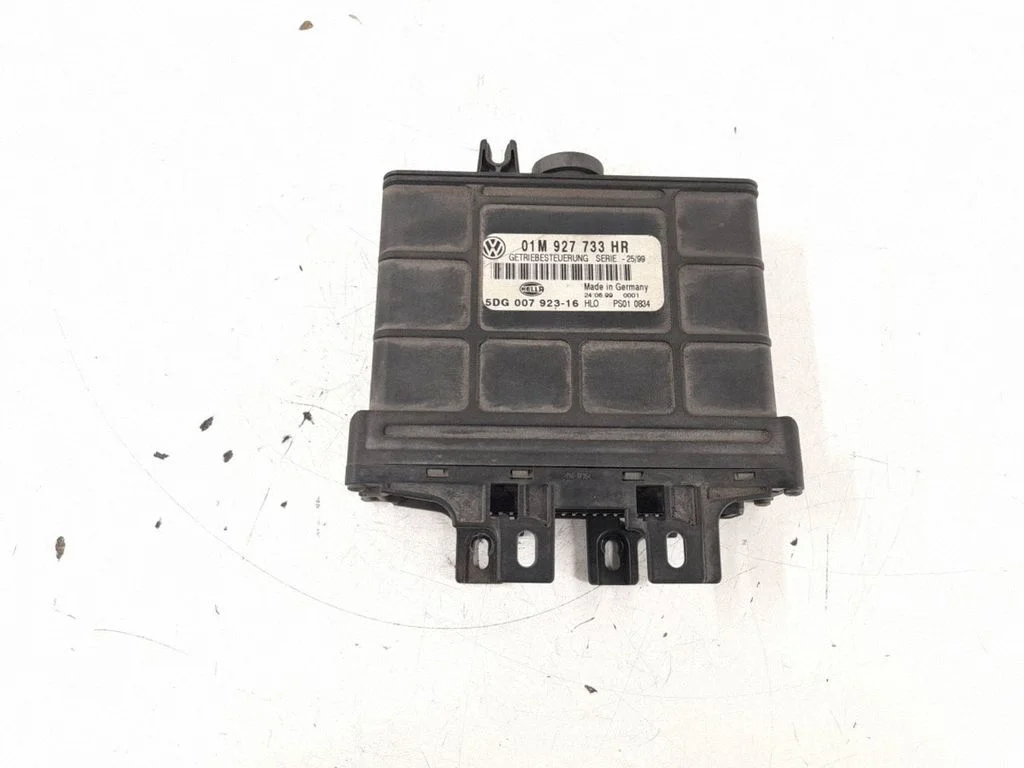 Pārnesumkārbas vadības bloks 01M927733HR
