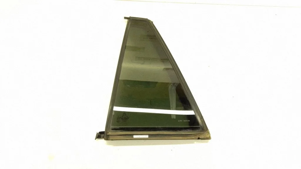 Rear vent window glass 2517351724