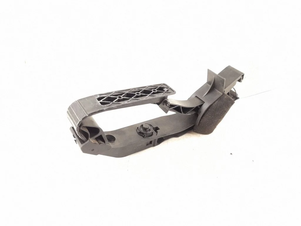 Accelerator throttle pedal 1713000004