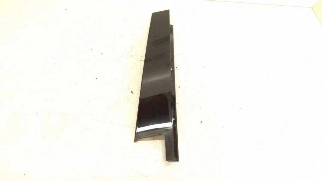 Rear door trim (molding) 2126900387