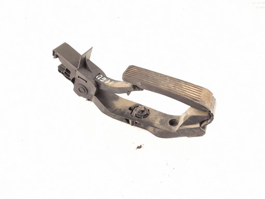 Accelerator throttle pedal 2113000904