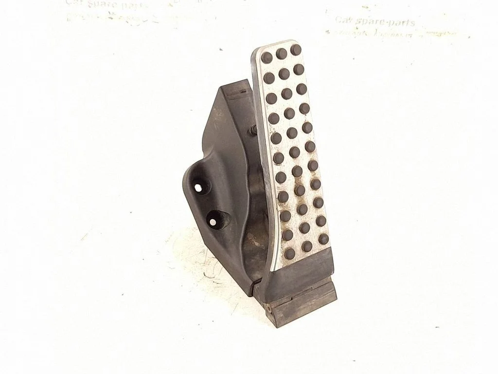Accelerator throttle pedal 2053000104