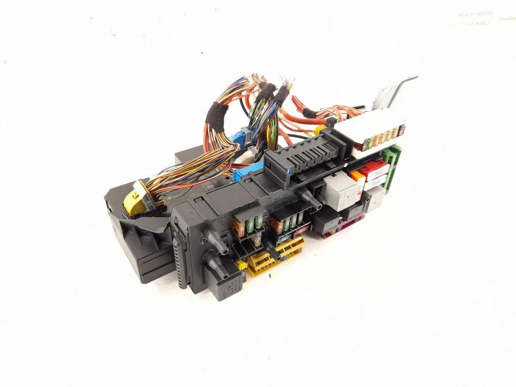 Fuse box set 2129001406