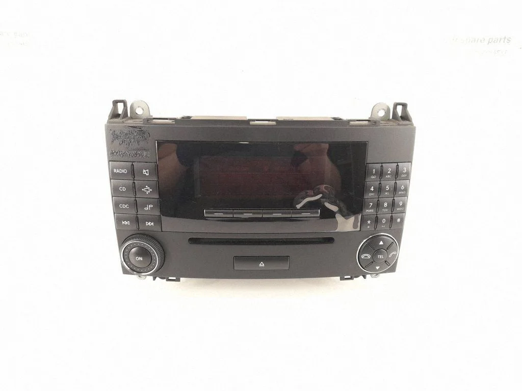 Radio/CD/DVD/GPS head unit – Mercedes-Benz B-Class W245 (2005-2011)