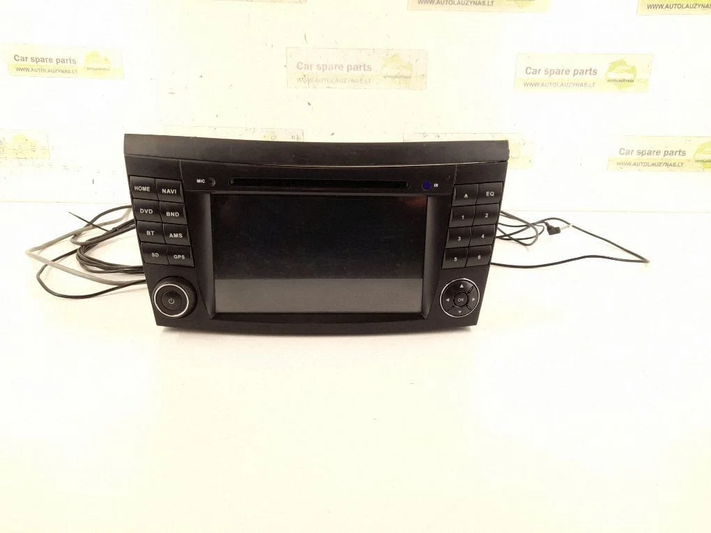 Raadio / CD/DVD-mängija / navigatsioon – Mercedes-Benz CLS-klass C219 (2003-2011)