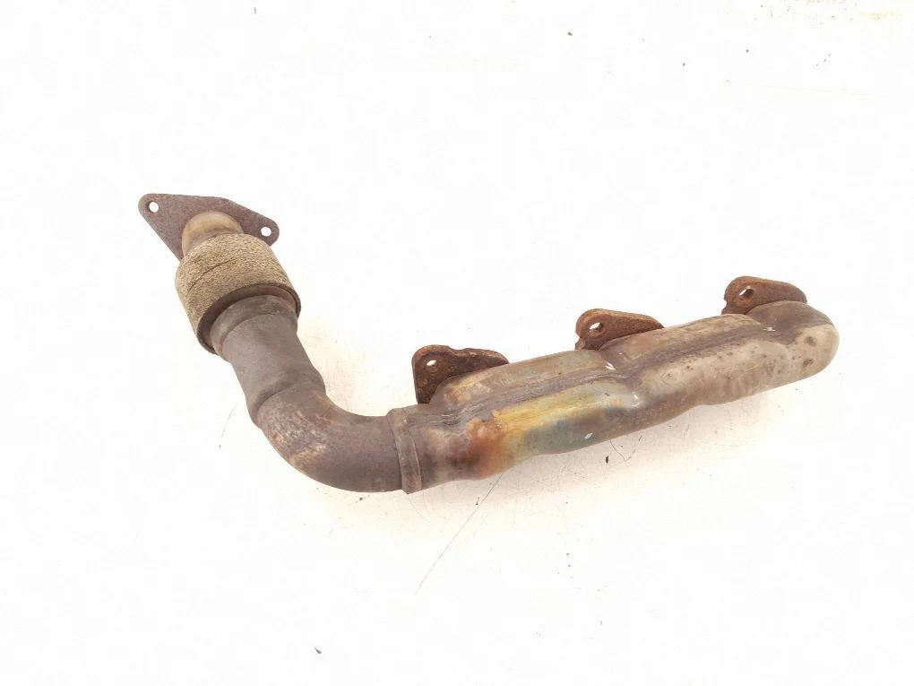 Exhaust manifold – Mercedes-Benz Vito Viano W639 (2003-2014)