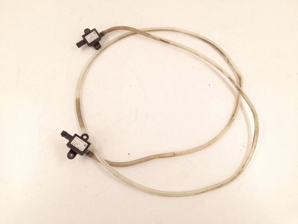 Drošības spilvenu trieciena sensors 1729058300 – Mercedes-Benz SLK klase R172 (2011-2017)