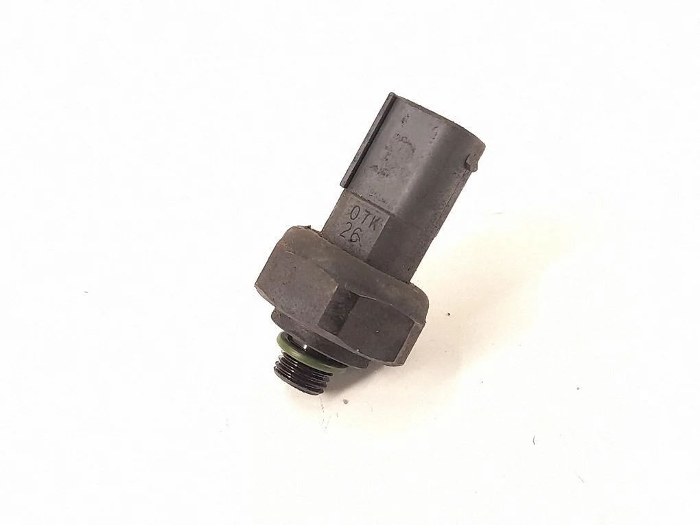Air conditioning (A/C) pressure sensor 0045429018